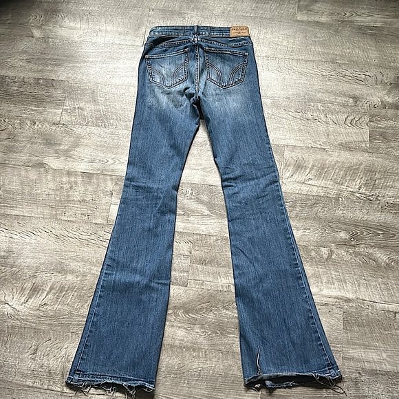 Hollister Vintage Flare Jean - Picture 2 of 3